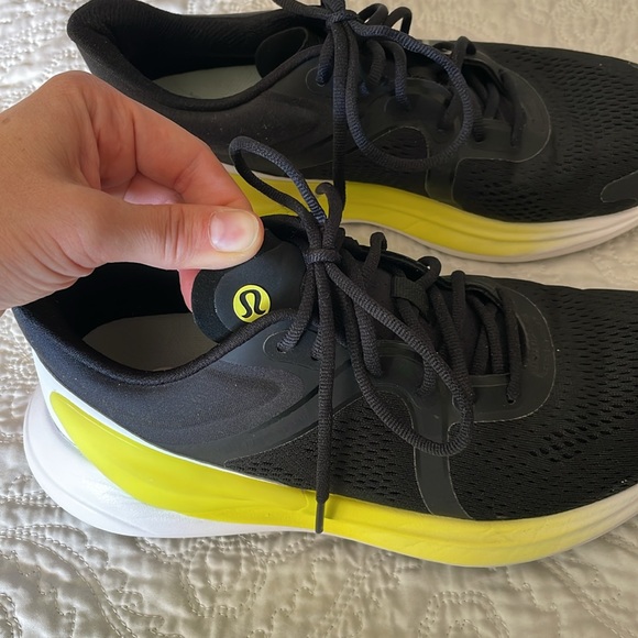 Lululemon Blissfeel Womens
Running Shoe - Picture 5 of 7